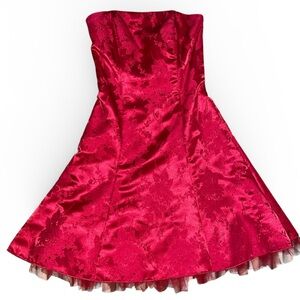 Jessica McClintock Red homecoming cocktail dress